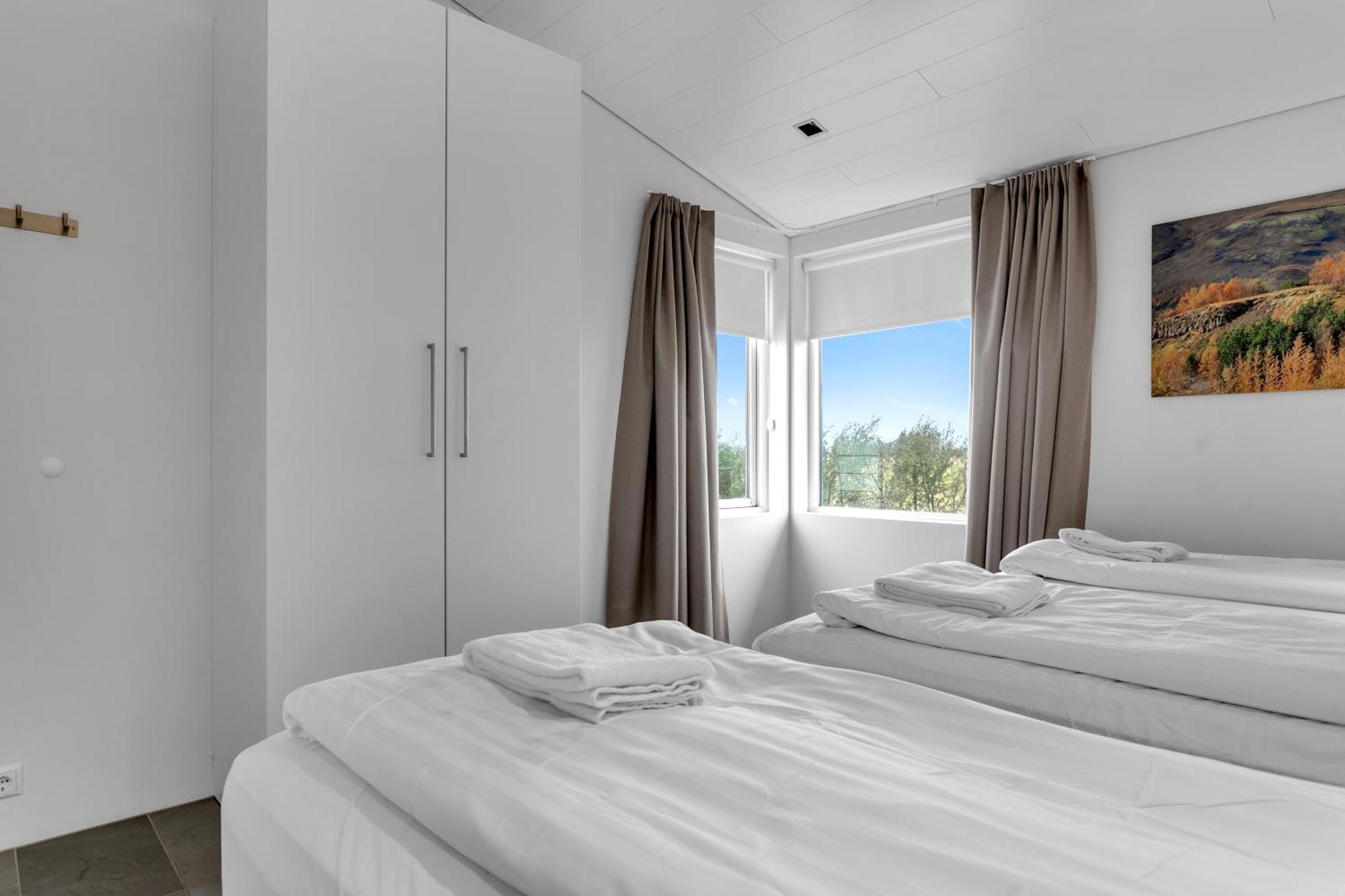 Luxury Villa With River View Laugaras エクステリア 写真